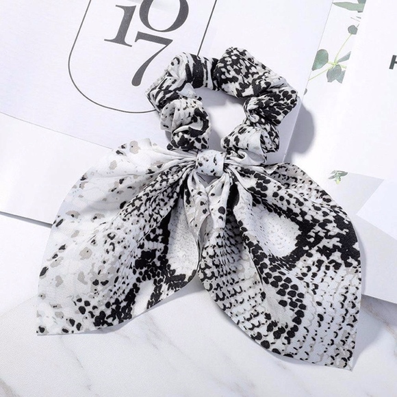 Snake and Jaguar Animal Print Bow Tie Scrunchies - Picture 6 of 6